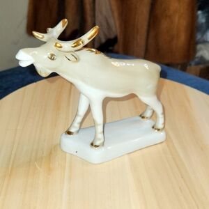 Vintage MOOSE Porcelain figurine